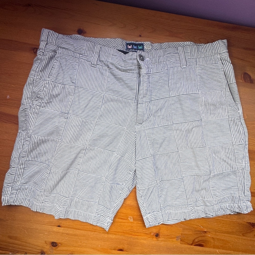 Charleston threads shorts